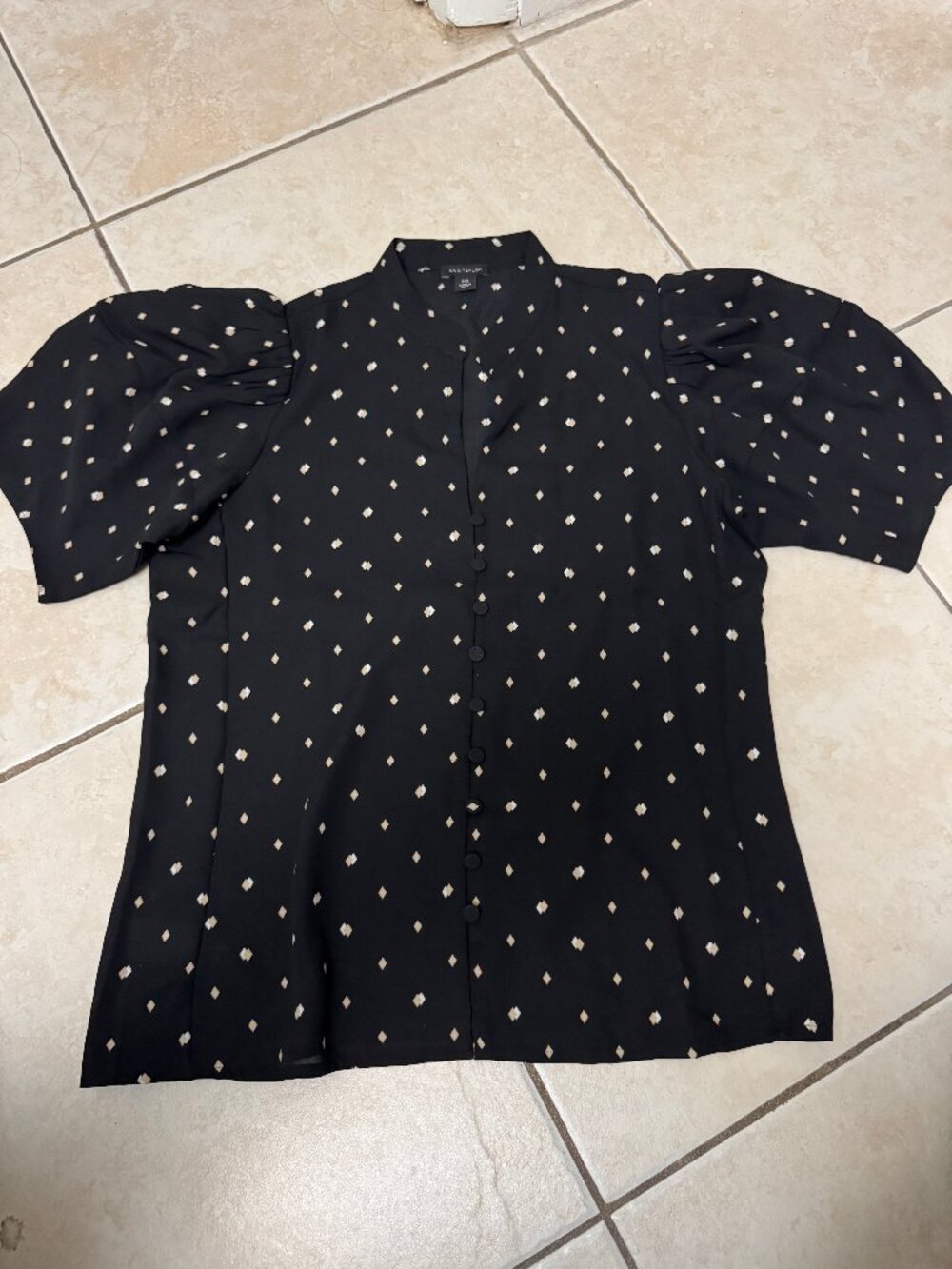 ann taylor black & tan diamond geometric print puff sleeve blouse 🖤 statement t